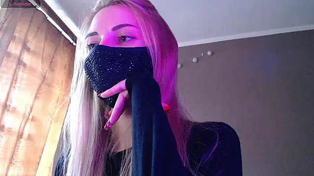 Iris lave online show from 09-24-25, 02:20