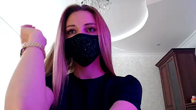 Snapshot of Iris_lave chatting on 06-16-26, 03:47 Iris lave online show from 06-16-26, 03:47