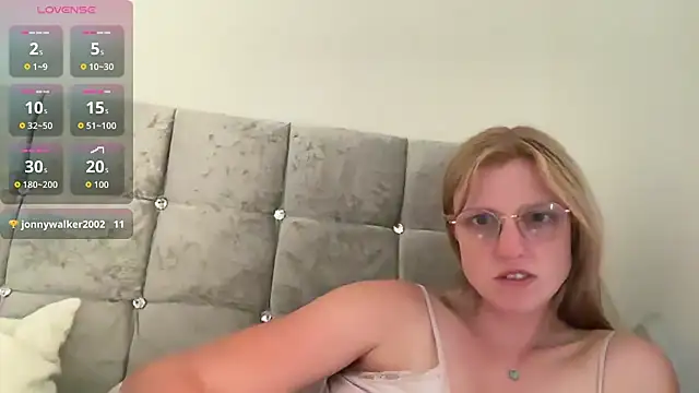 BustyKellyXXX online show from 08-03-26, 07:17