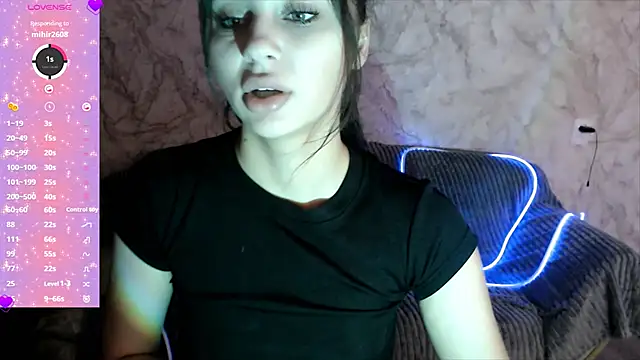 ChocolateKity online show from 10-08-25, 02:31