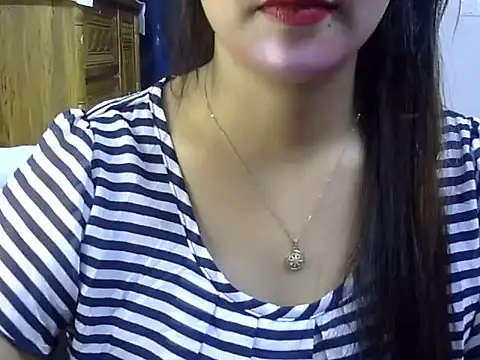 Snapshot of Obonti_2000 chatting on 09-13-25, 06:29 Obonti 2000 online show from 09-13-25, 06:29