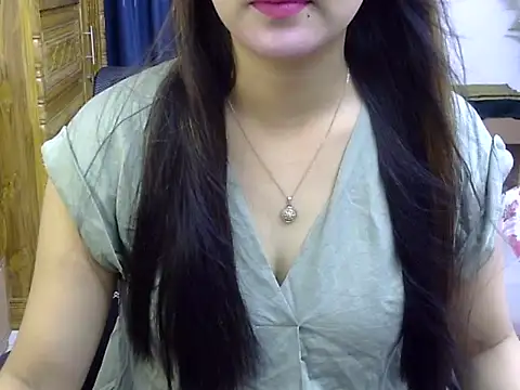 Snapshot of Obonti_2000 chatting on 10-12-25, 04:39 Obonti 2000 online show from 10-12-25, 04:39