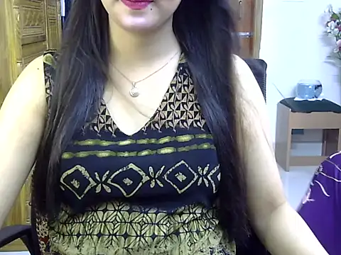 Snapshot of Obonti_2000 chatting on 10-25-25, 05:30 Obonti 2000 online show from 10-25-25, 05:30