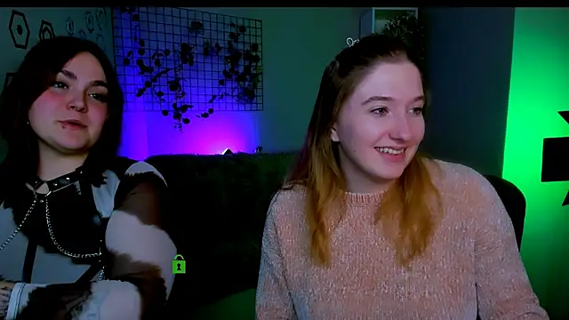 Snapshot of lorraine_carter chatting on 10-12-25, 10:42 lorraine carter online show from 10-12-25, 10:42