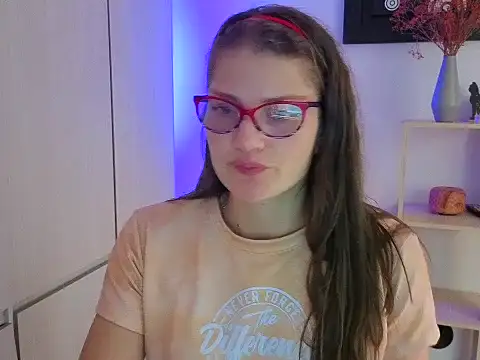 Camila-ventura online show from 11-16-25, 08:36