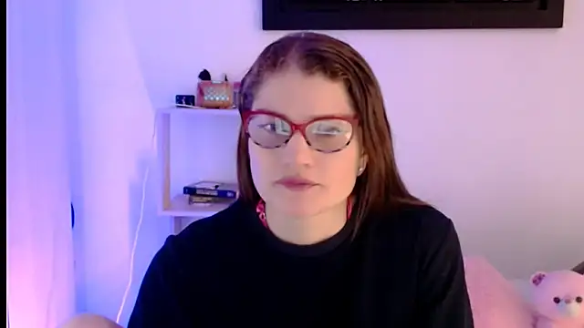 Snapshot of Camila-ventura chatting on 07-26-26, 01:40 Camila-ventura online show from 07-26-26, 01:40