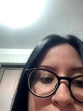 lucy grey25 online show from 09-24-25, 10:13