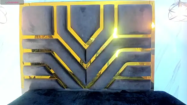 Snapshot of Zafiro_claire chatting on 10-01-25, 07:09 Zafiro claire online show from 10-01-25, 07:09