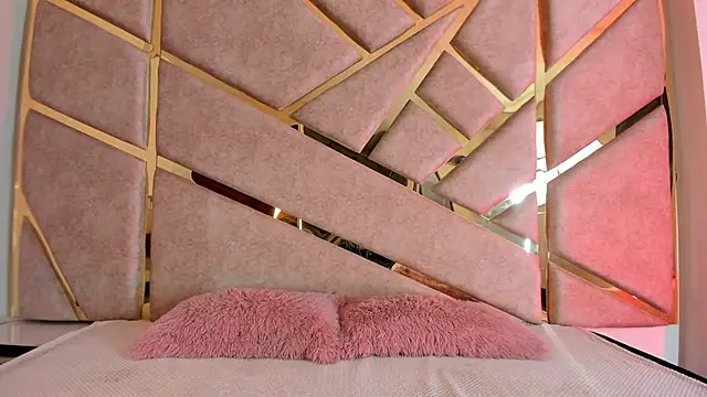 Snapshot of Zafiro_claire chatting on 11-06-25, 06:53 Zafiro claire online show from 11-06-25, 06:53