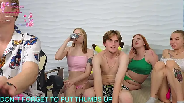 Tea white online show from 10-13-25, 03:23