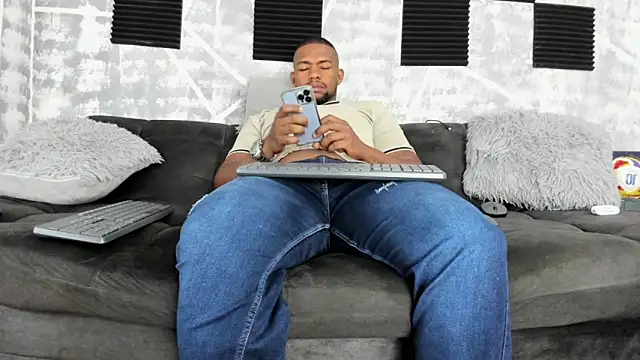 big blackmen19 online show from 06-17-26, 01:01