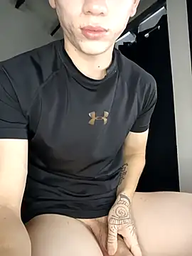 Logan sixxer online show from 03-22-26, 06:33