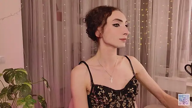 Queen of tease online show from 10-13-25, 04:51