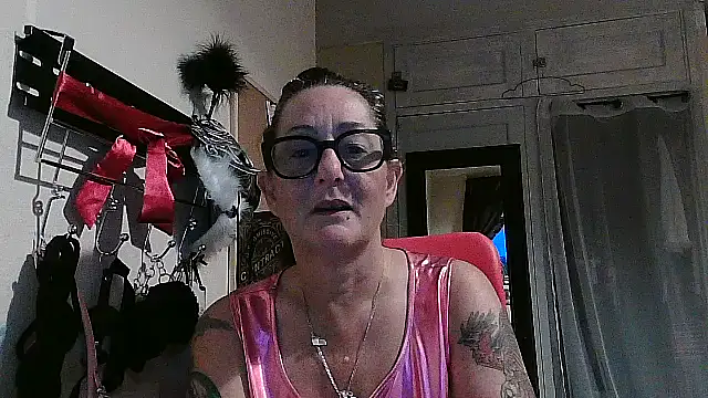 Mistress-Ivy51 online show from 10-20-25, 06:25