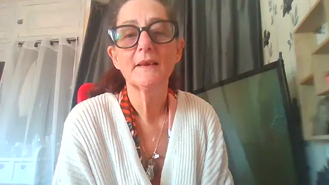 Mistress-Ivy51 online show from 04-24-26, 08:50