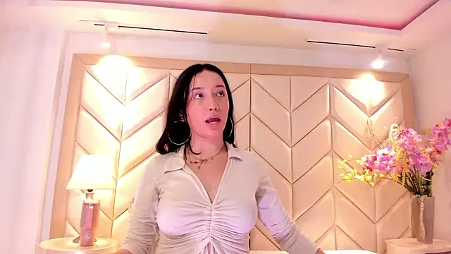 BarbieMonet online show from 11-10-25, 07:57