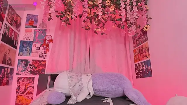 FluffyMelons online show from 06-25-26, 11:09