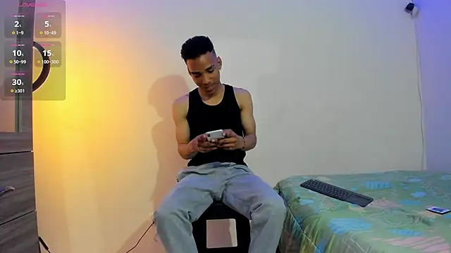 Snapshot of kenan_2601 chatting on 10-27-25, 08:13 kenan 2601 online show from 10-27-25, 08:13