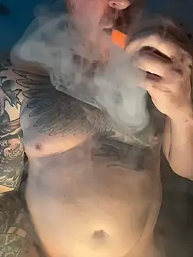 CloudyKingG online show from 06-25-26, 03:27