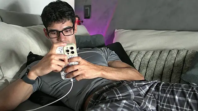 joesteel online show from 05-05-26, 01:57
