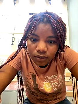 Snapshot of chocolatito-ho chatting on 09-12-25, 10:10 chocolatito-ho online show from 09-12-25, 10:10