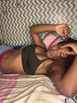 Snapshot of chocolatito-ho chatting on 09-23-25, 02:58 chocolatito-ho online show from 09-23-25, 02:58