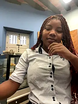 Snapshot of chocolatito-ho chatting on 10-14-25, 10:10 chocolatito-ho online show from 10-14-25, 10:10