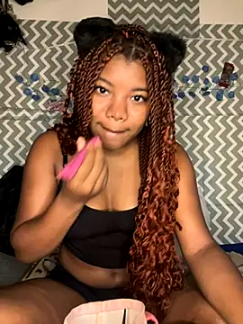 Snapshot of chocolatito-ho chatting on 10-17-25, 05:21 chocolatito-ho online show from 10-17-25, 05:21