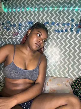 Snapshot of chocolatito-ho chatting on 11-11-25, 05:29 chocolatito-ho online show from 11-11-25, 05:29