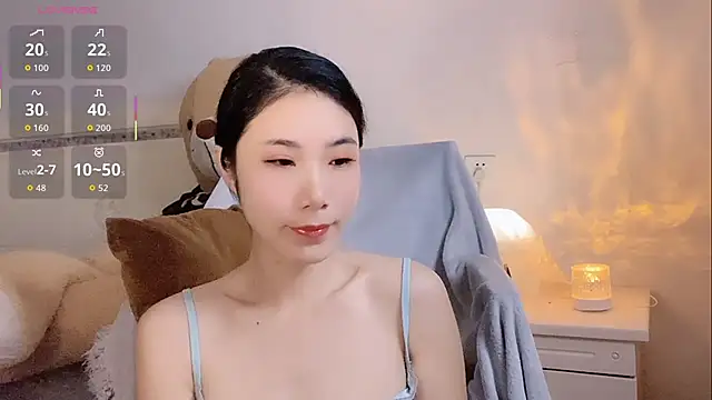 Snapshot of CC_333 chatting on 10-16-25, 01:06 CC 333 online show from 10-16-25, 01:06