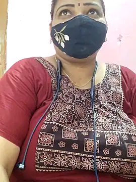 Snapshot of lathikaqueentamil chatting on 09-25-25, 08:40 lathikaqueentamil online show from 09-25-25, 08:40