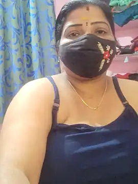 Snapshot of lathikaqueentamil chatting on 10-12-25, 05:34 lathikaqueentamil online show from 10-12-25, 05:34