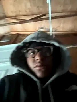 Snapshot of Tu_GataLinda chatting on 10-15-25, 02:06 Tu GataLinda online show from 10-15-25, 02:06