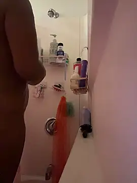 Snapshot of Tu_GataLinda chatting on 10-25-25, 03:36 Tu GataLinda online show from 10-25-25, 03:36