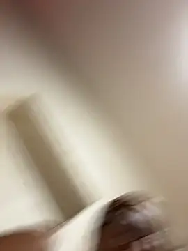 Snapshot of Tu_GataLinda chatting on 10-30-25, 05:35 Tu GataLinda online show from 10-30-25, 05:35