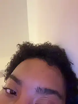 Snapshot of Tu_GataLinda chatting on 11-06-25, 10:10 Tu GataLinda online show from 11-06-25, 10:10