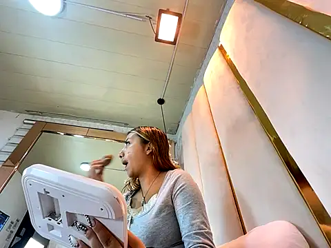 CamilleMilano online show from 11-29-25, 05:10