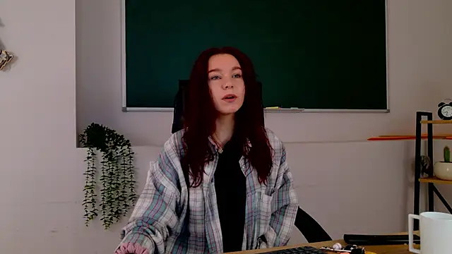 NoraHaynes online show from 06-16-26, 02:25