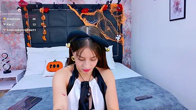 Snapshot of AmbherBlake chatting on 11-01-25, 03:19 AmbherBlake online show from 11-01-25, 03:19