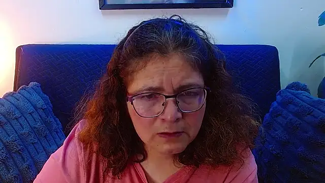 Linda banks  online show from 10-21-25, 01:28