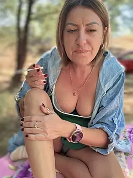 Snapshot of Milena-MilfaXXX chatting on 09-21-25, 07:32 Milena-MilfaXXX online show from 09-21-25, 07:32