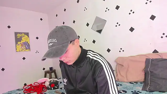 crushnier1 online show from 09-11-25, 05:24