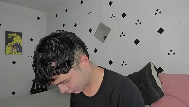 crushnier1 online show from 09-29-25, 06:02