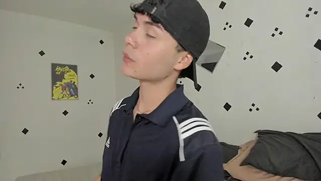 crushnier1 online show from 10-15-25, 06:19