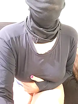 Snapshot of nataliazinha chatting on 10-27-25, 10:41 nataliazinha online show from 10-27-25, 10:41