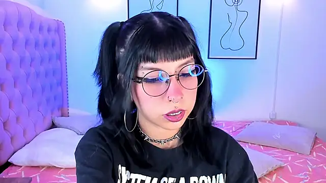 Rose 72 online show from 09-23-25, 07:17