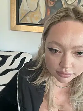 misstitmouseofficial online show from 02-28-26, 01:23