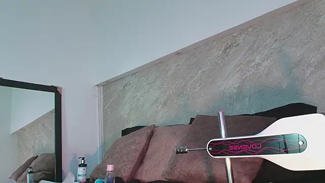 Snapshot of Dixie_grey1 chatting on 03-27-26, 02:50 Dixie grey1 online show from 03-27-26, 02:50
