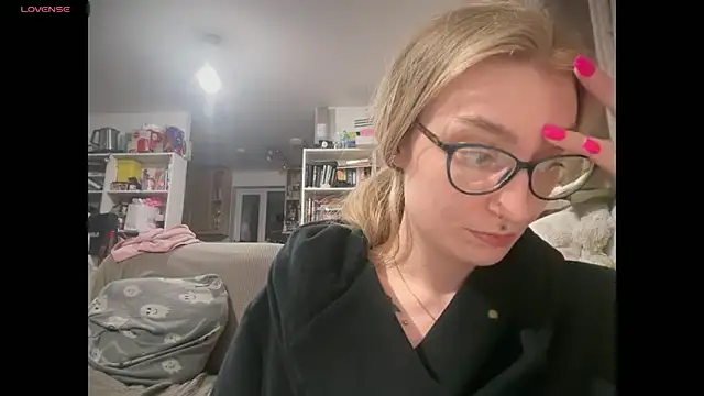 Snapshot of harleyblair chatting on 04-21-26, 10:01 harleyblair online show from 04-21-26, 10:01
