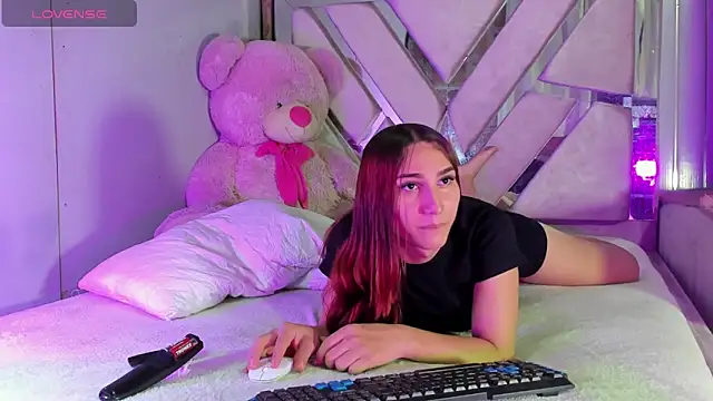 Snapshot of little_daicel chatting on 01-10-26, 04:14 little daicel online show from 01-10-26, 04:14